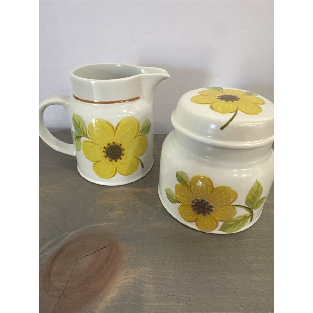 Royal Doulton ‘Summer Days’ Lambeth Stoneware Cream And Sugar Set England 1973
